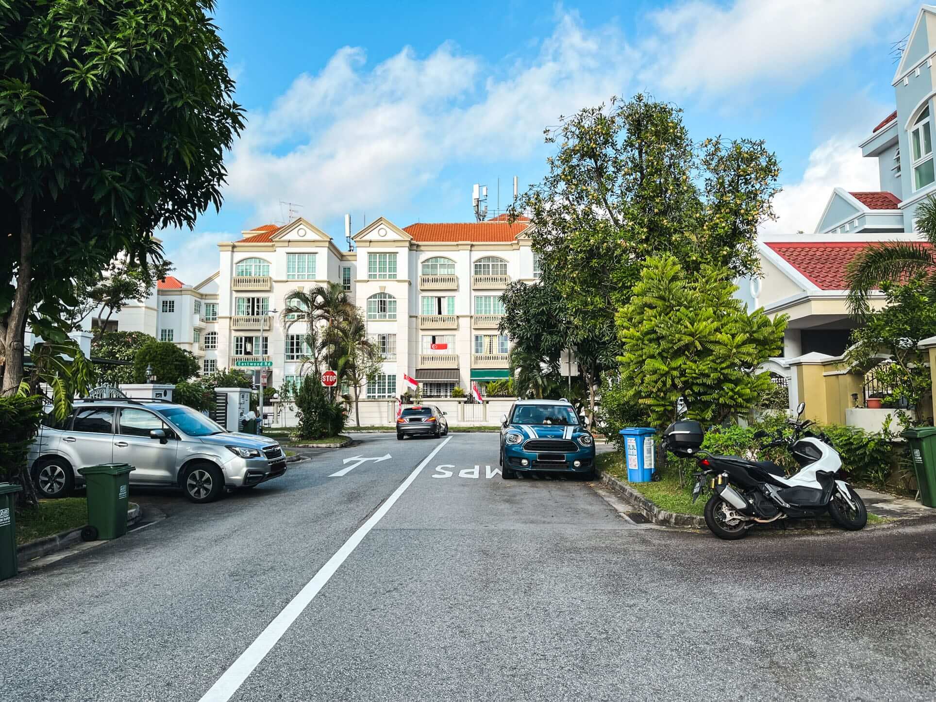 Piing dry cleaning and laundry service

 in Eastwood Singapore