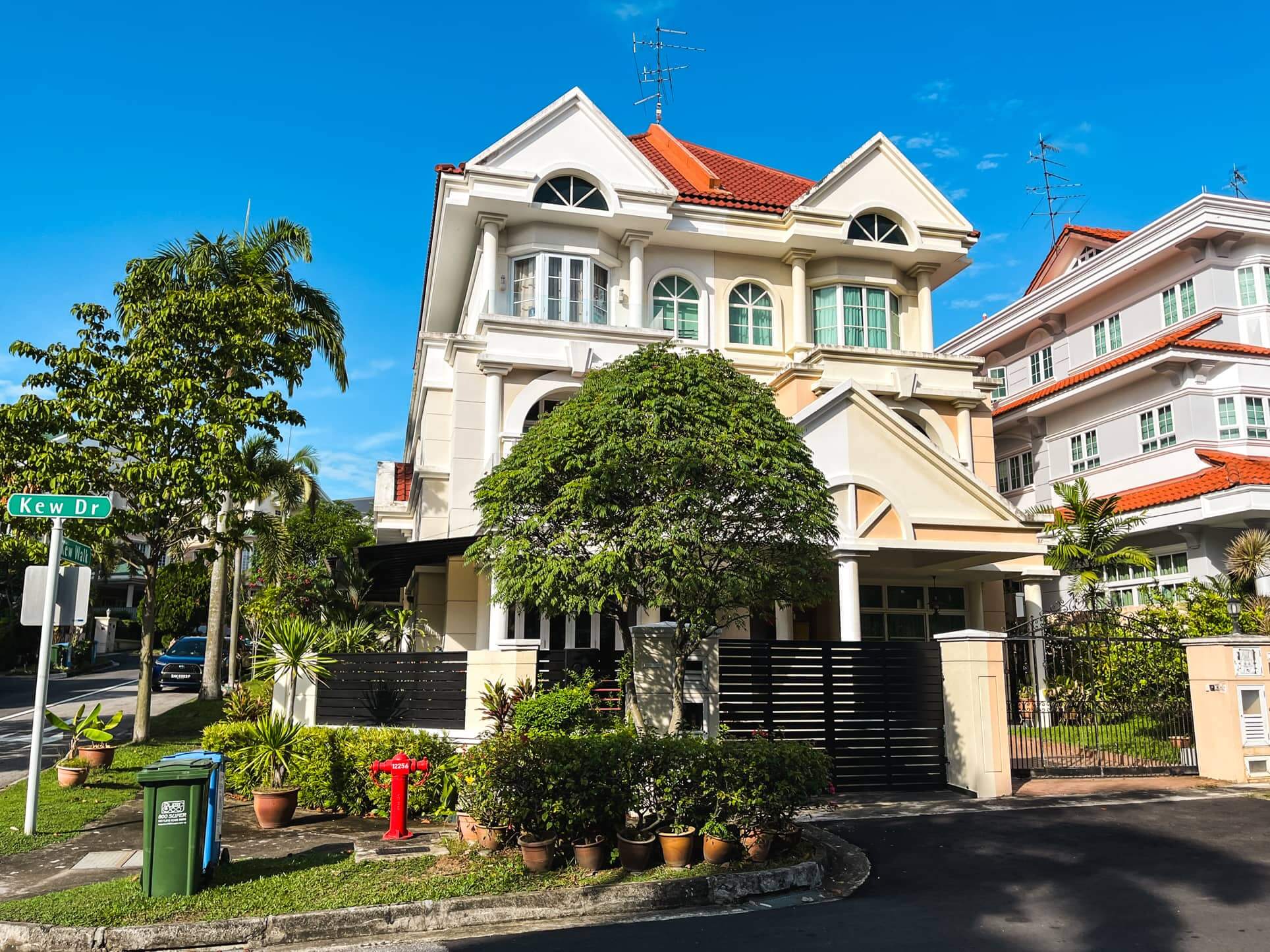 Piing laundry service

 in Kew Drive Singapore